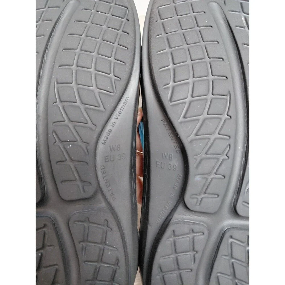 Oofos Oolala Luxe Women’s Size 8 Flip Flop Sandals Multicolor Ombre Open Toe